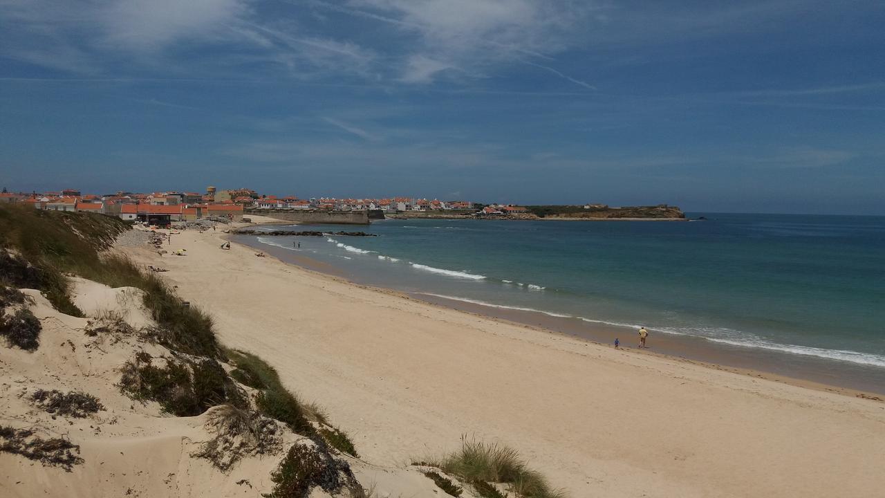Peniche'S Blue & White Apartment Bagian luar foto