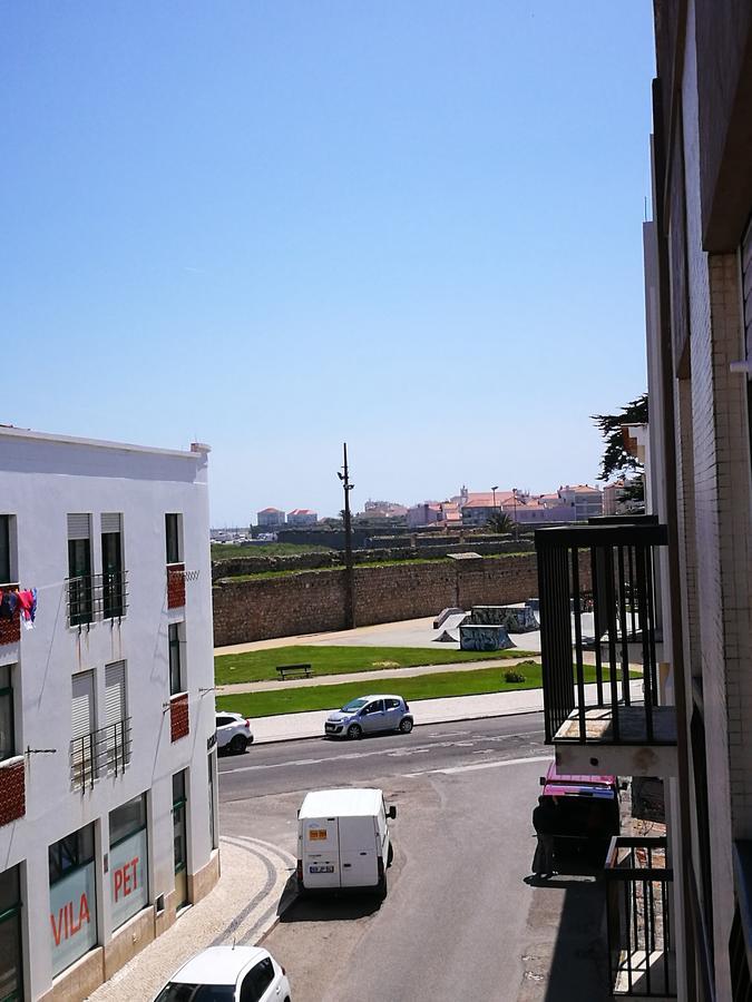 Peniche'S Blue & White Apartment Bagian luar foto