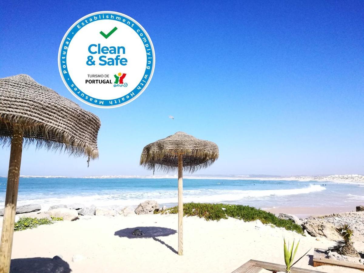 Peniche'S Blue & White Apartment Bagian luar foto